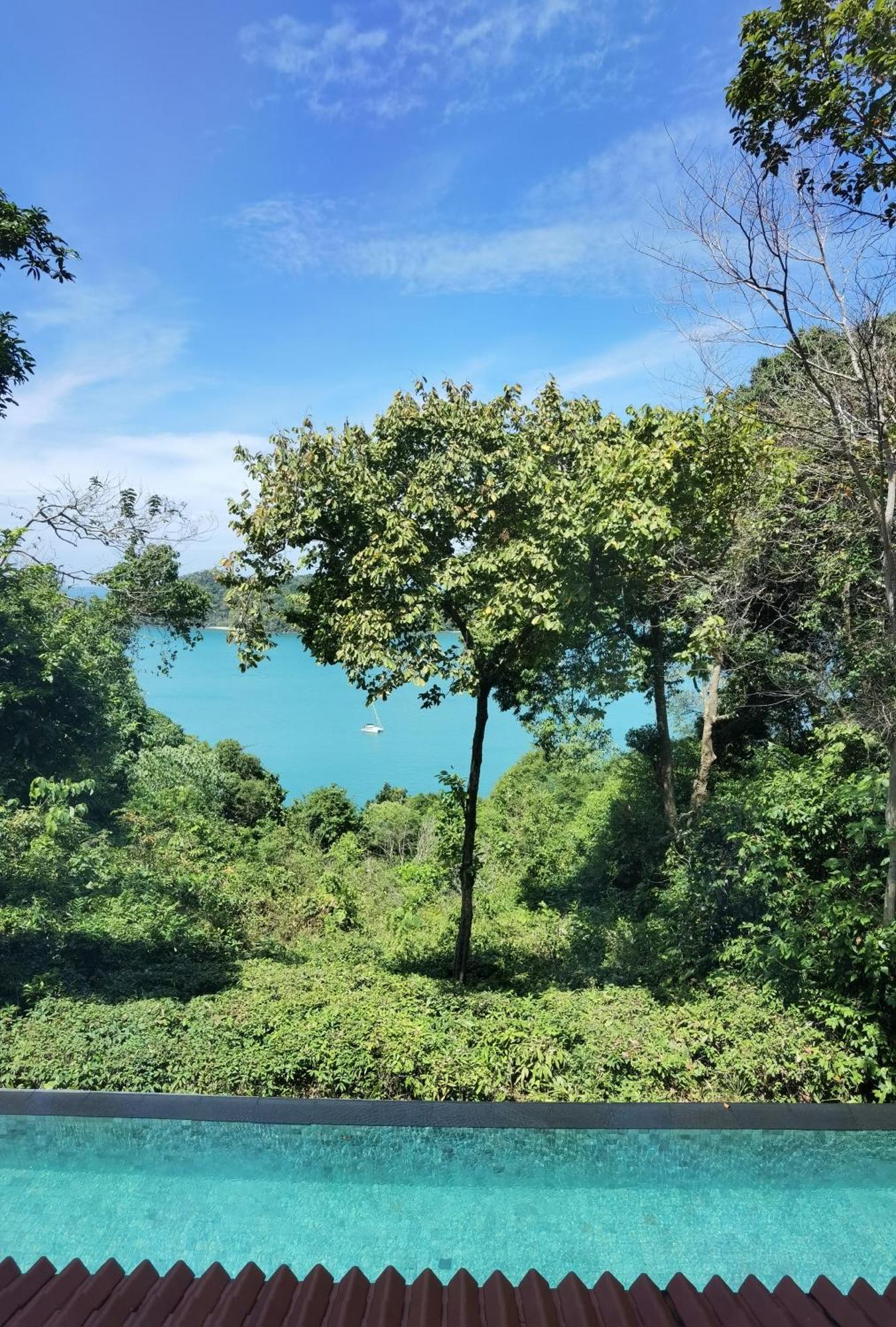 安邦泳池别墅 - 私人泳池 珍南海滩 外观 照片